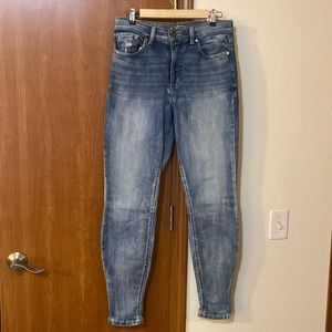 Maurices high rise skinny jeans. size: 12 regular
